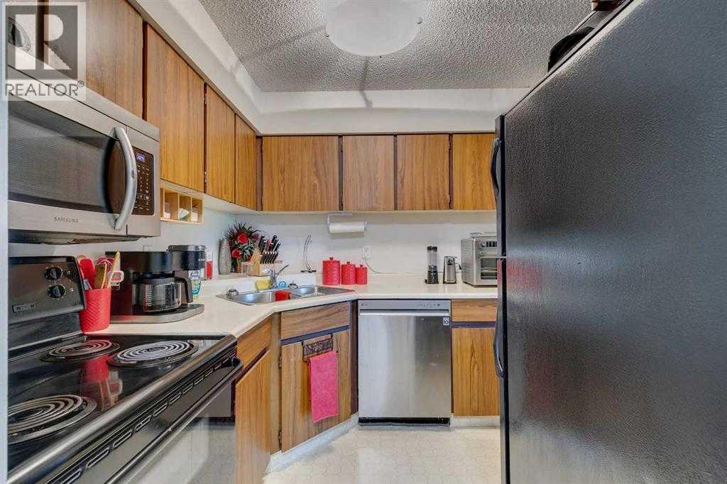 Single Family House for Sale in   Fairmount Drive SE Acadia Calgary 