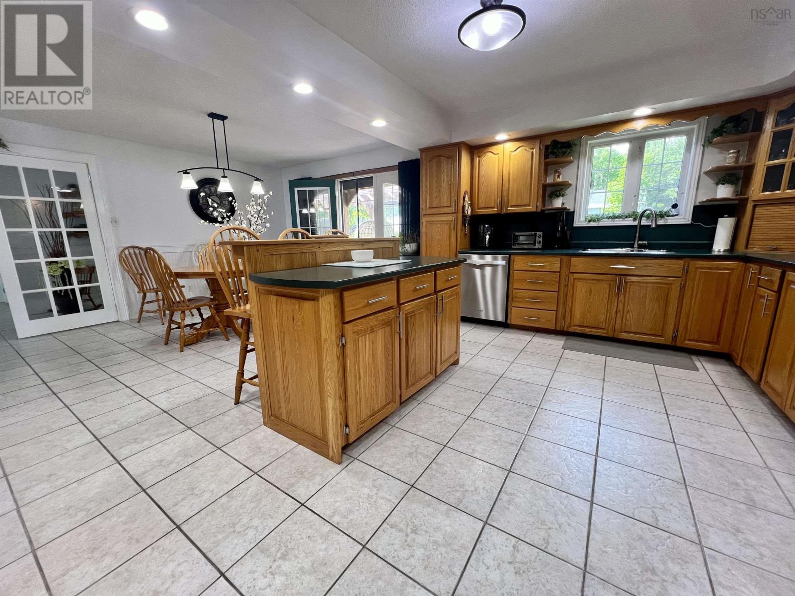 Property 18 of 46 of 1042 Pleasant Valley Road