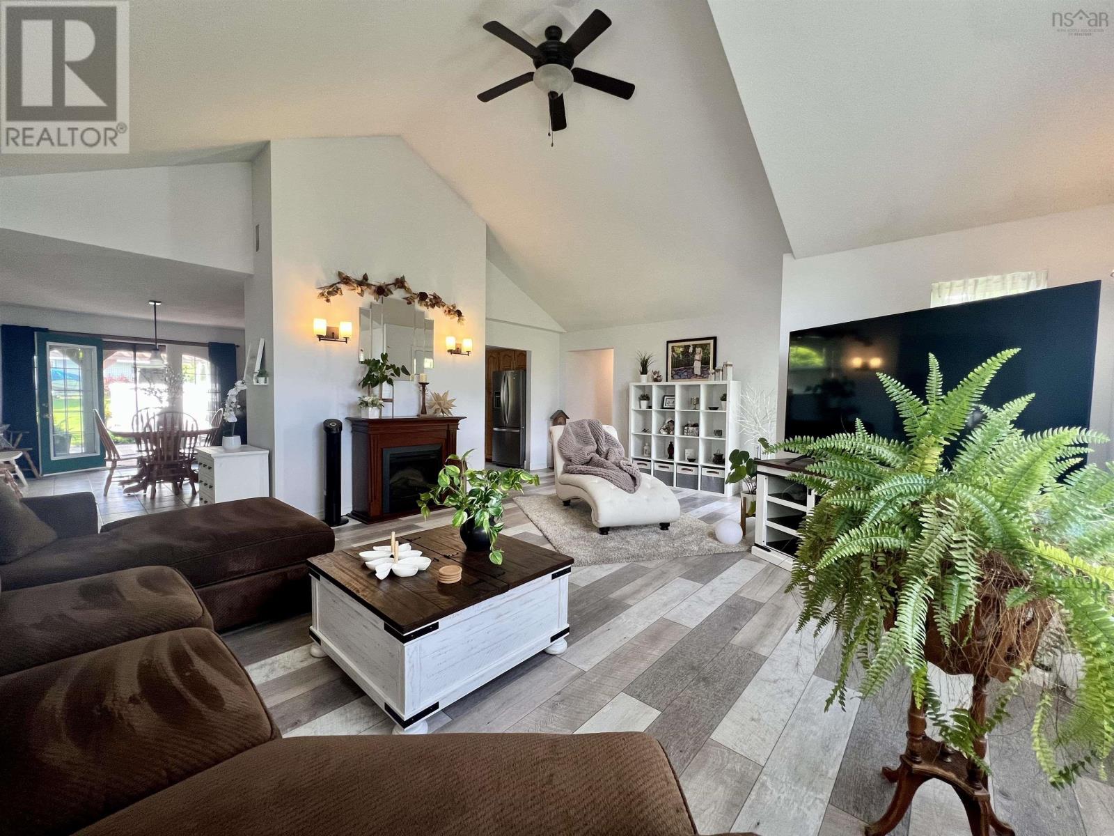 Property 27 of 46 of 1042 Pleasant Valley Road