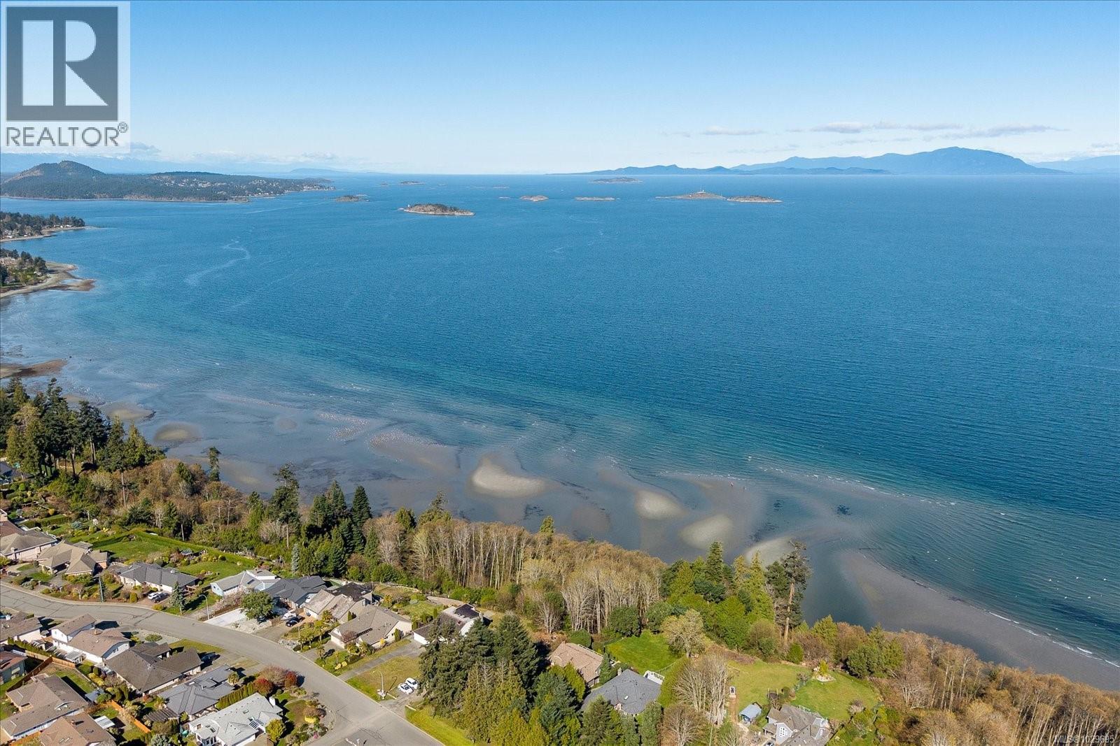 #17 6245 BLUEBACK RD - 36