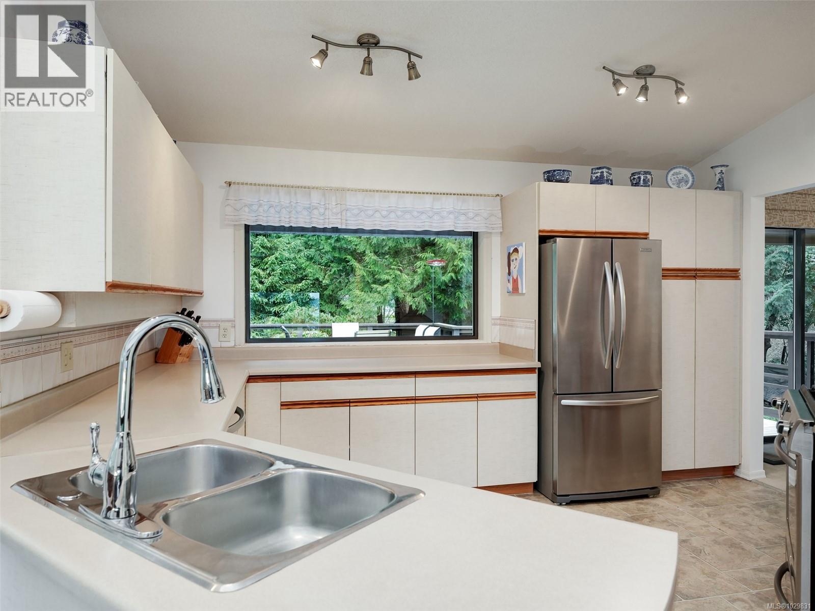  11340 Pachena Place, North Saanich