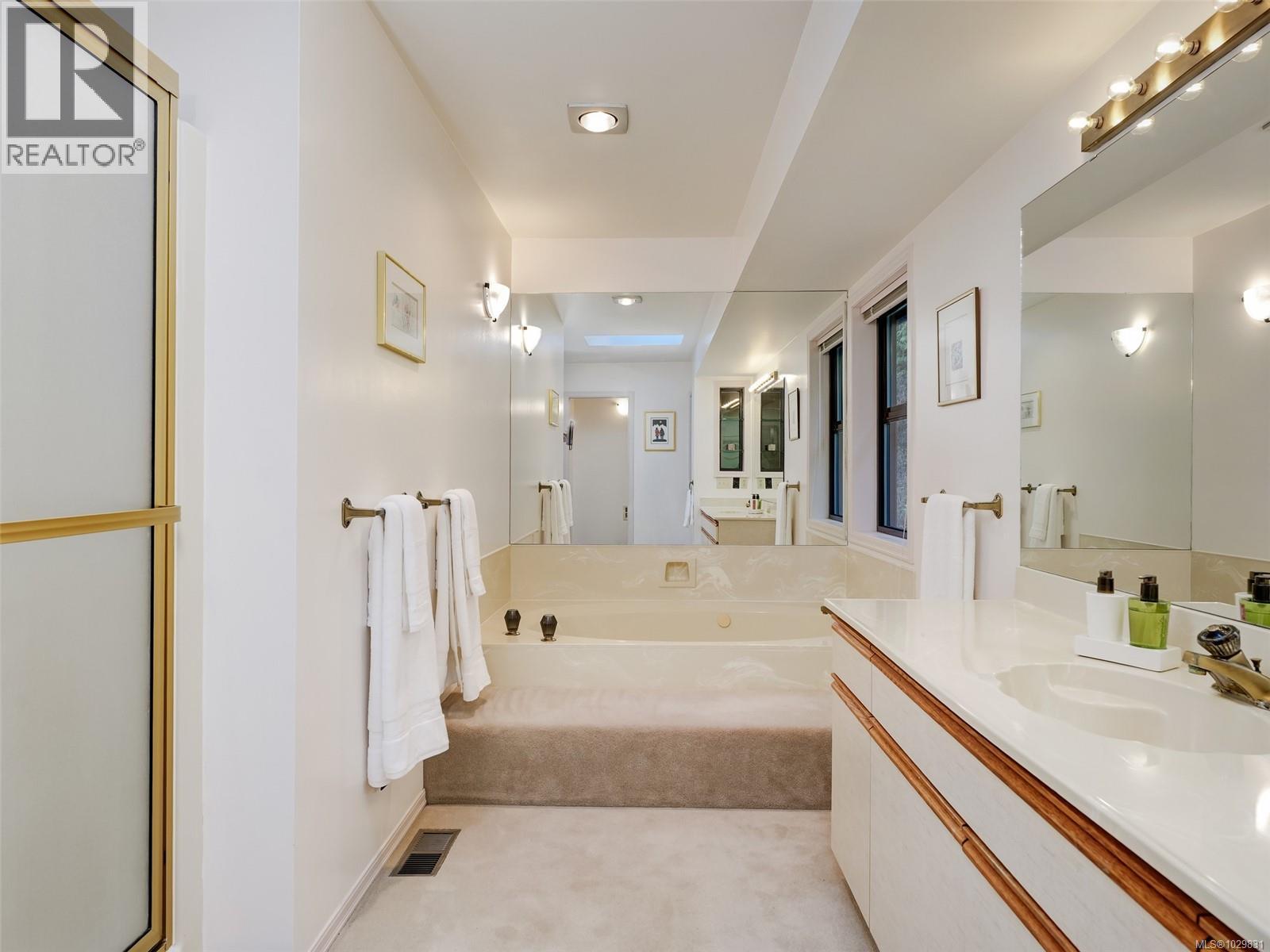  11340 Pachena Place, North Saanich