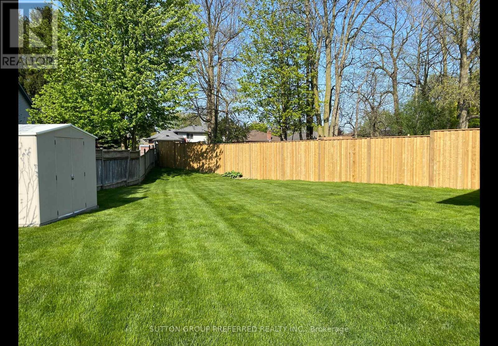 30 FOLKSTONE COURT Property Photo