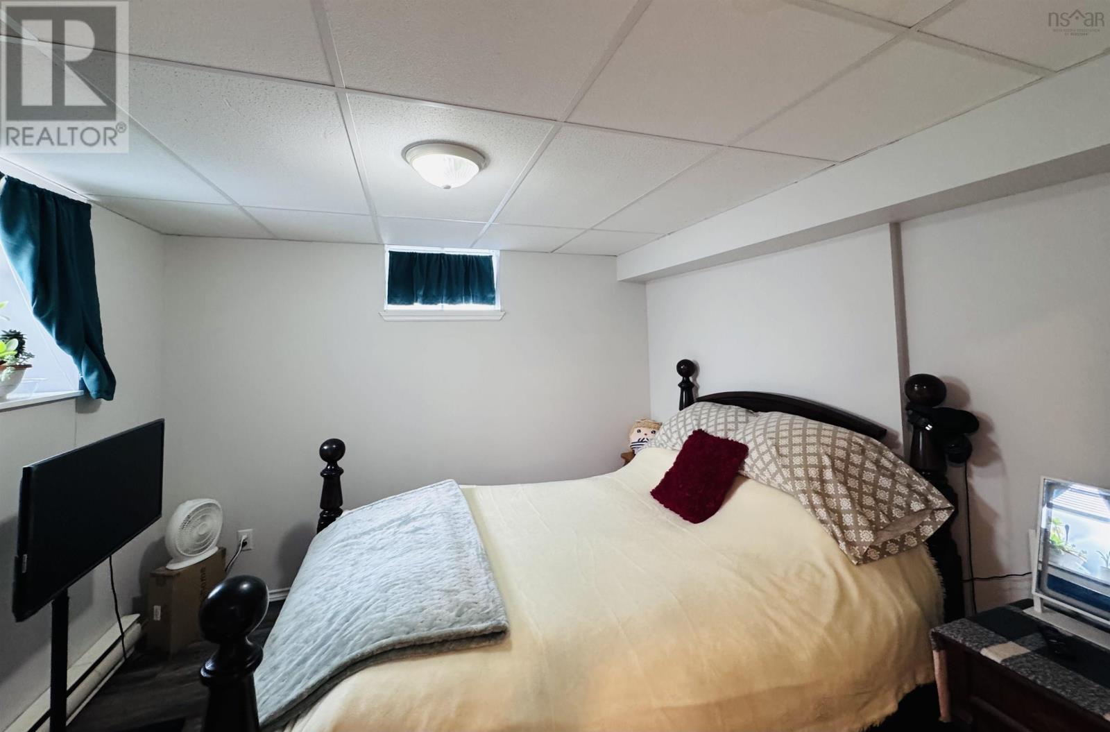 Property 11 of 35 of 400 Pictou Road