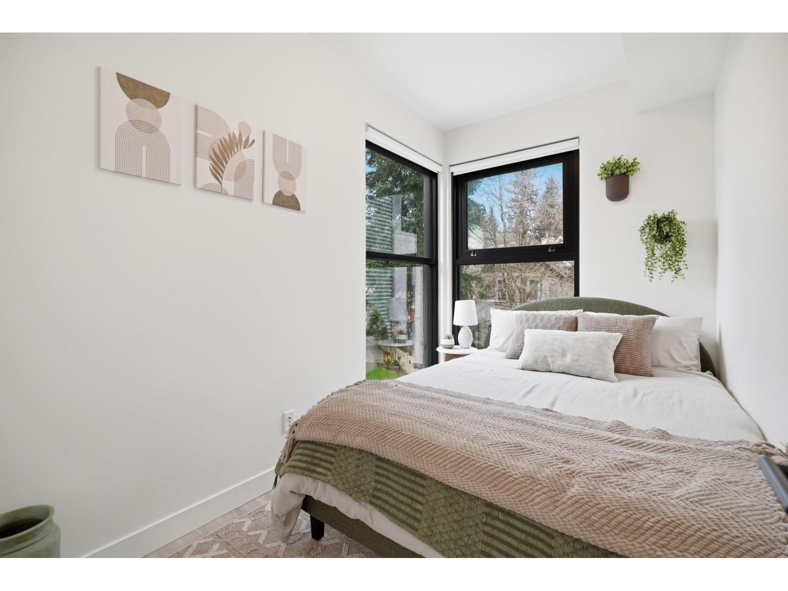 338 2635 KING GEORGE BOULEVARD, Surrey