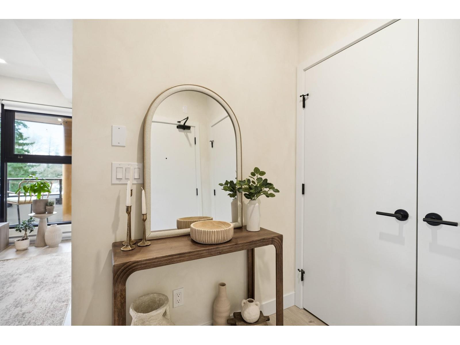 338 2635 KING GEORGE BOULEVARD, Surrey