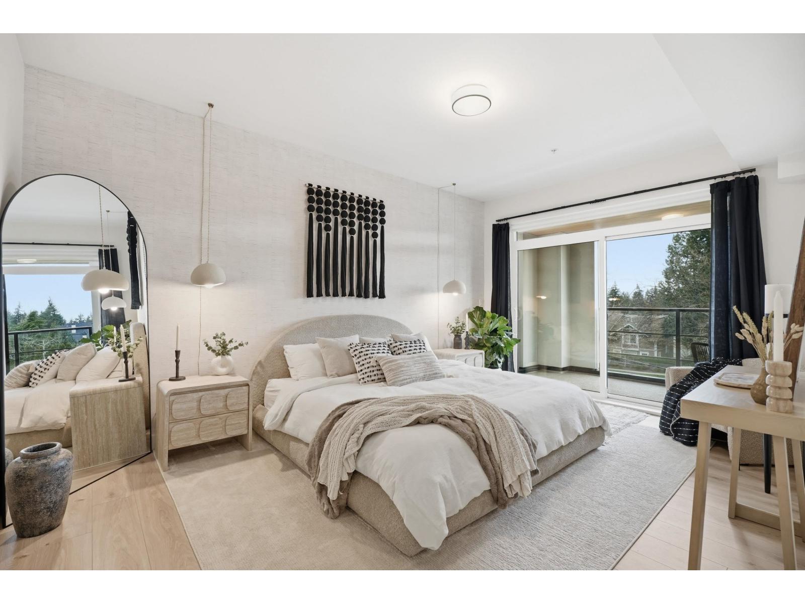 338 2635 KING GEORGE BOULEVARD, Surrey