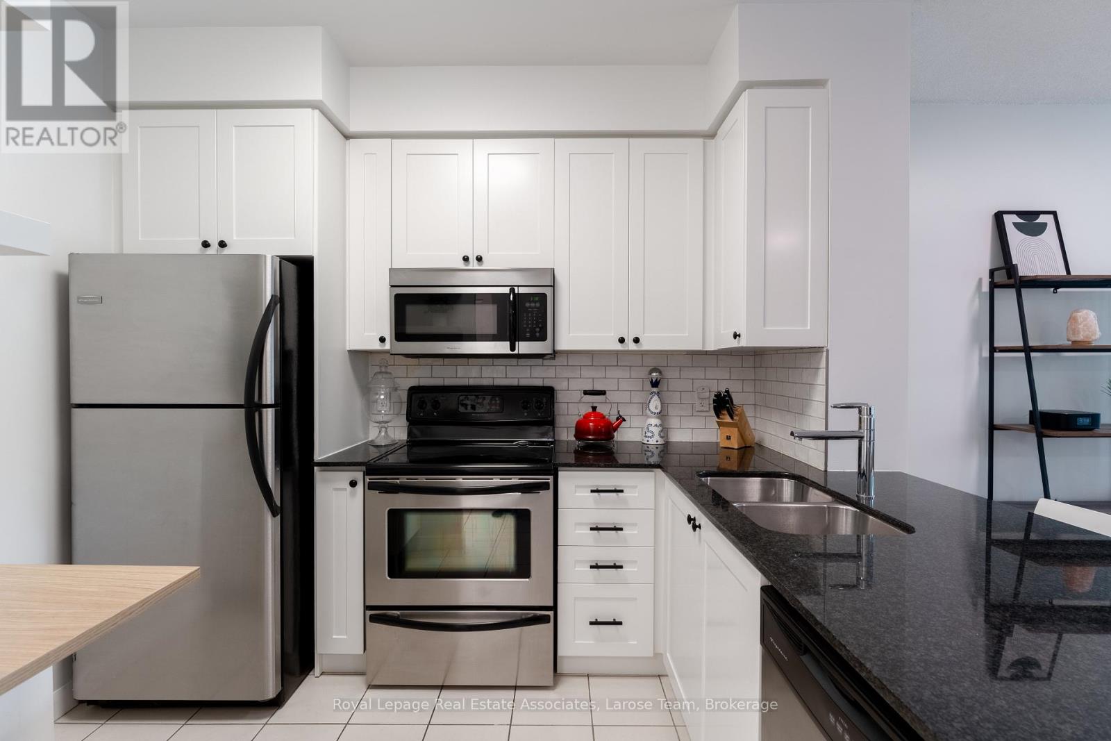 #102 225 SHERWAY GARDENS ROAD - 7