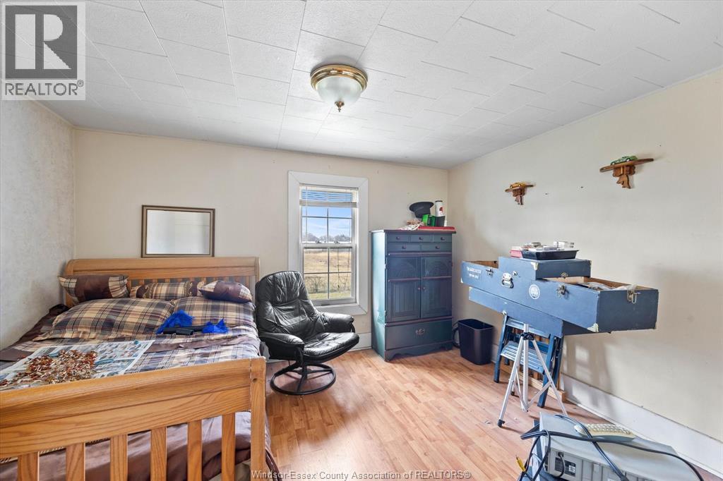 1068 ST. LUKE - 10
