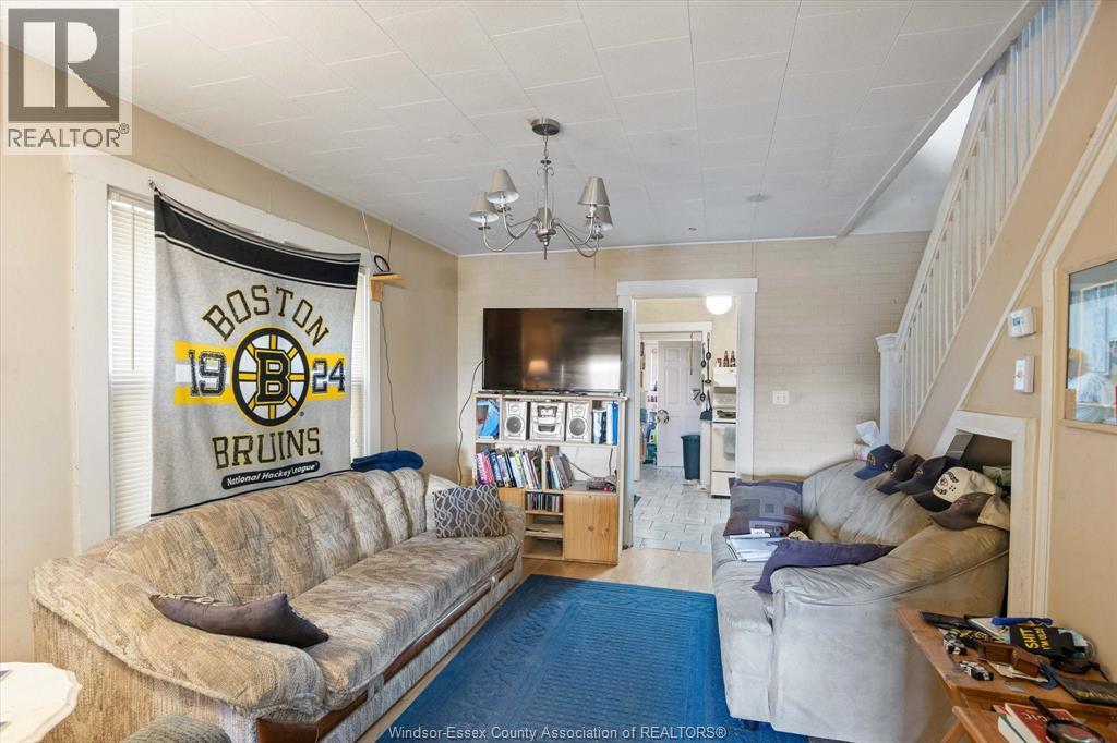 1068 ST. LUKE - 5