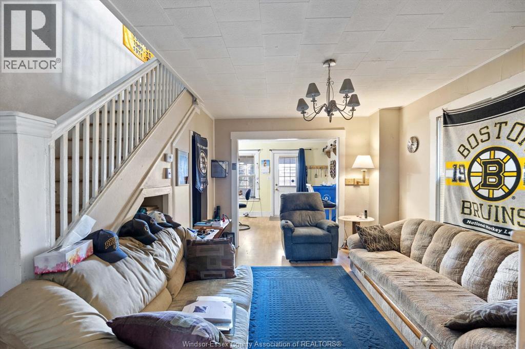 1068 ST. LUKE - 6