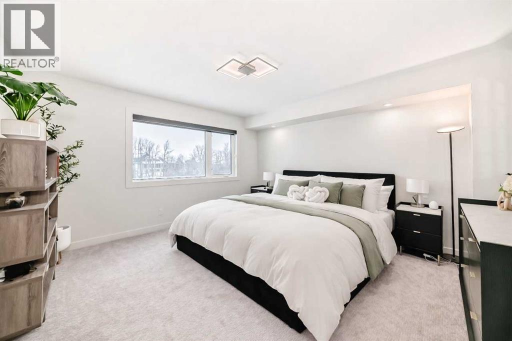 Single Family House for Sale in  Emerald Drive Evergreen Red Deer 