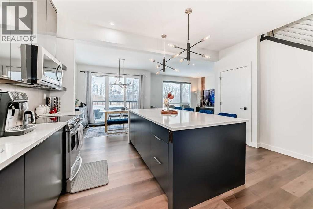 Single Family House for Sale in  Emerald Drive Evergreen Red Deer 