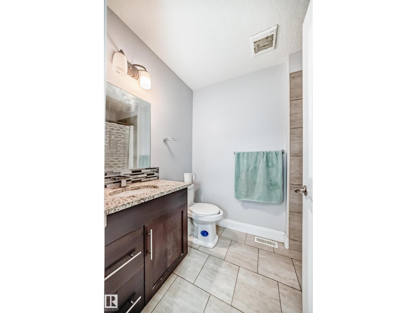 #2 12042 101 ST NW - 31