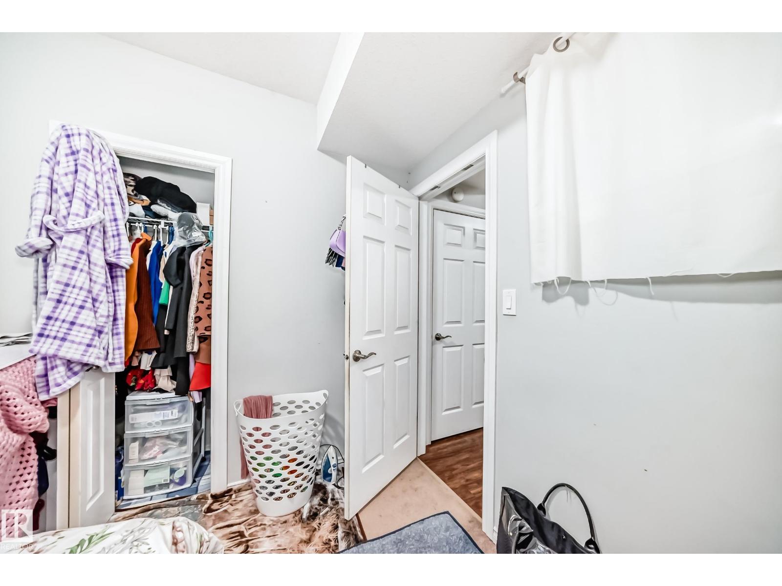 #2 12042 101 ST NW - 39