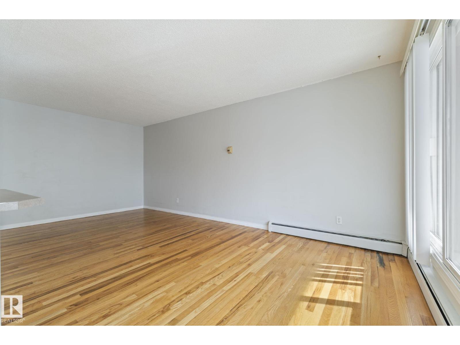 #308 10230 120 ST NW - 27