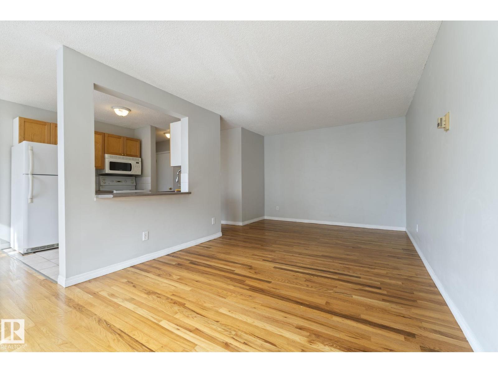 #308 10230 120 ST NW - 30