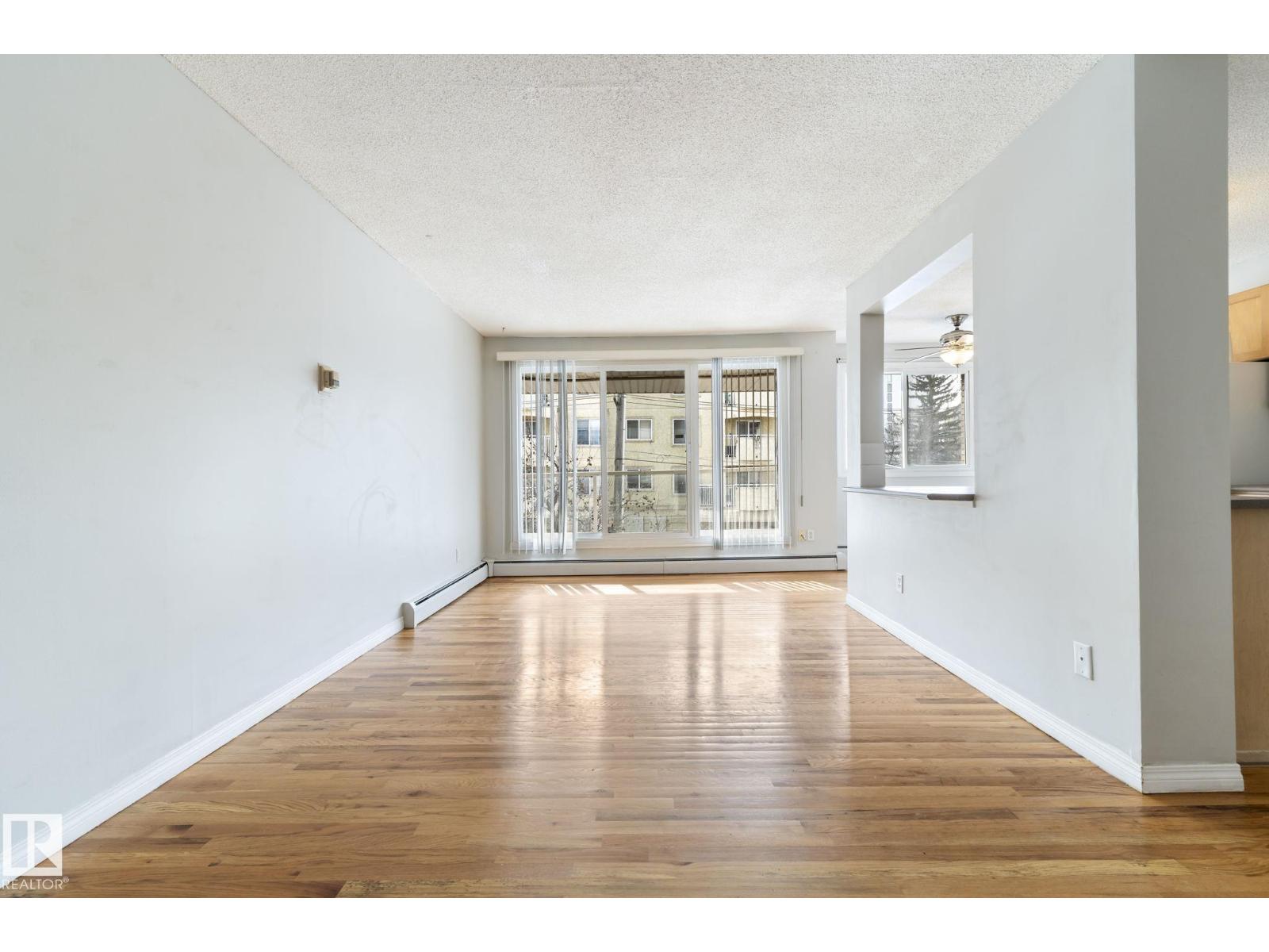 #308 10230 120 ST NW - 34