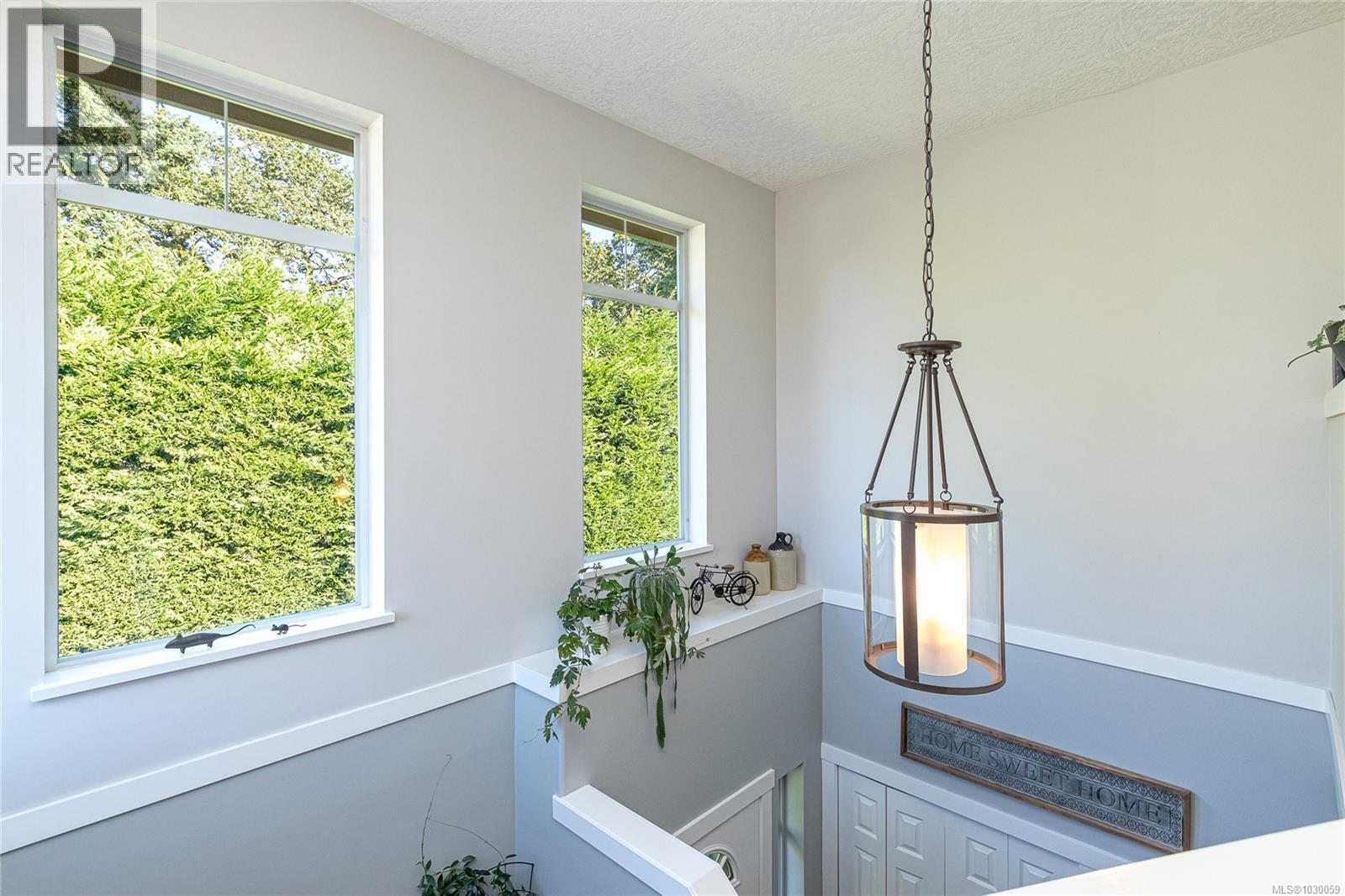 #111 1110 WILLOW ST - 28