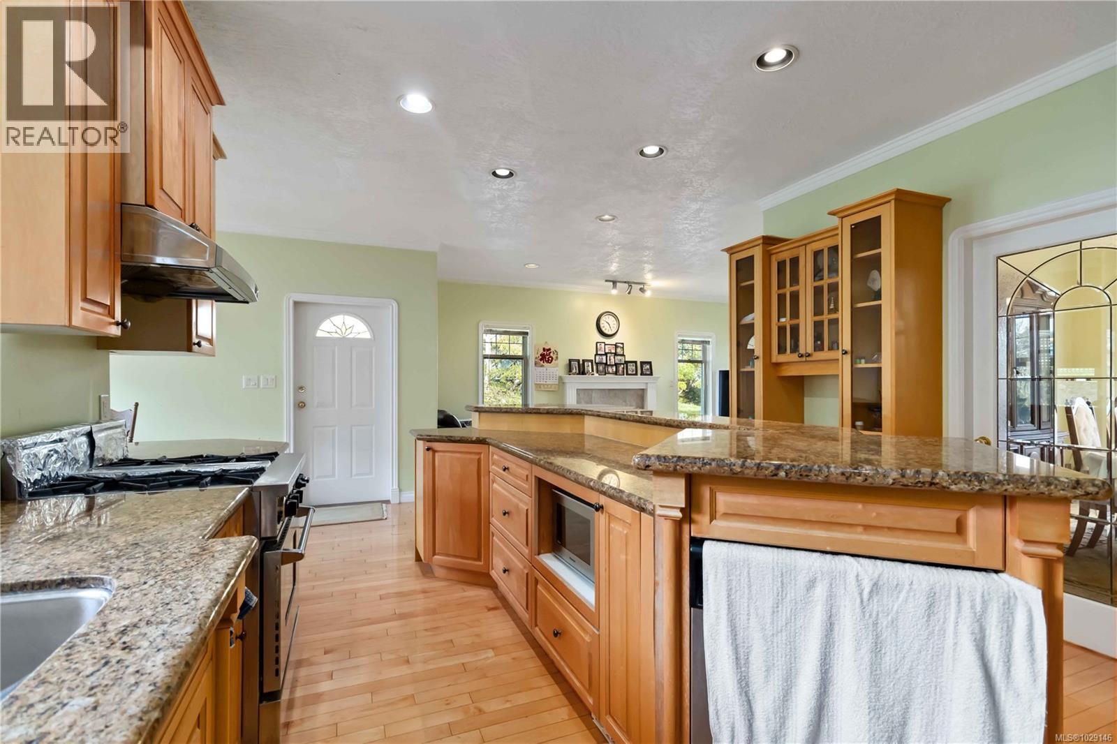  4543 Gordon Point Drive, Saanich