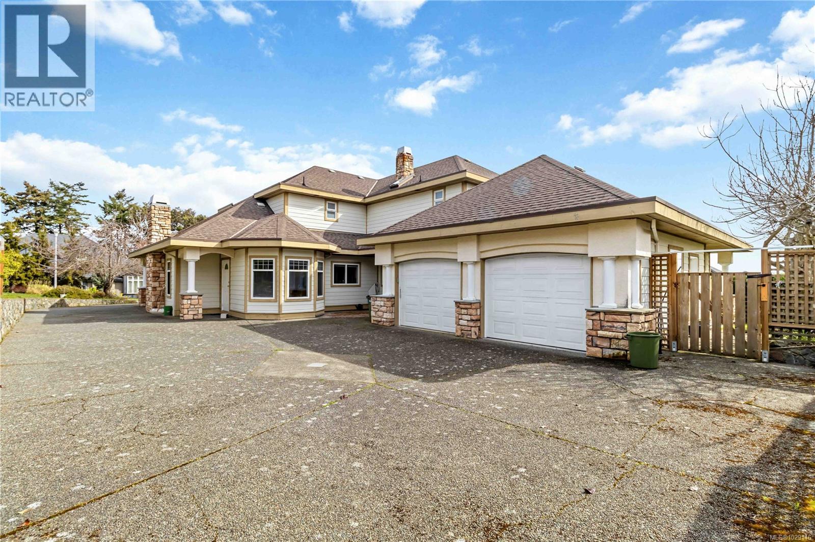  4543 Gordon Point Drive, Saanich