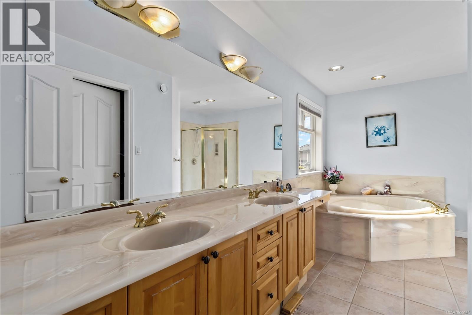  4543 Gordon Point Drive, Saanich