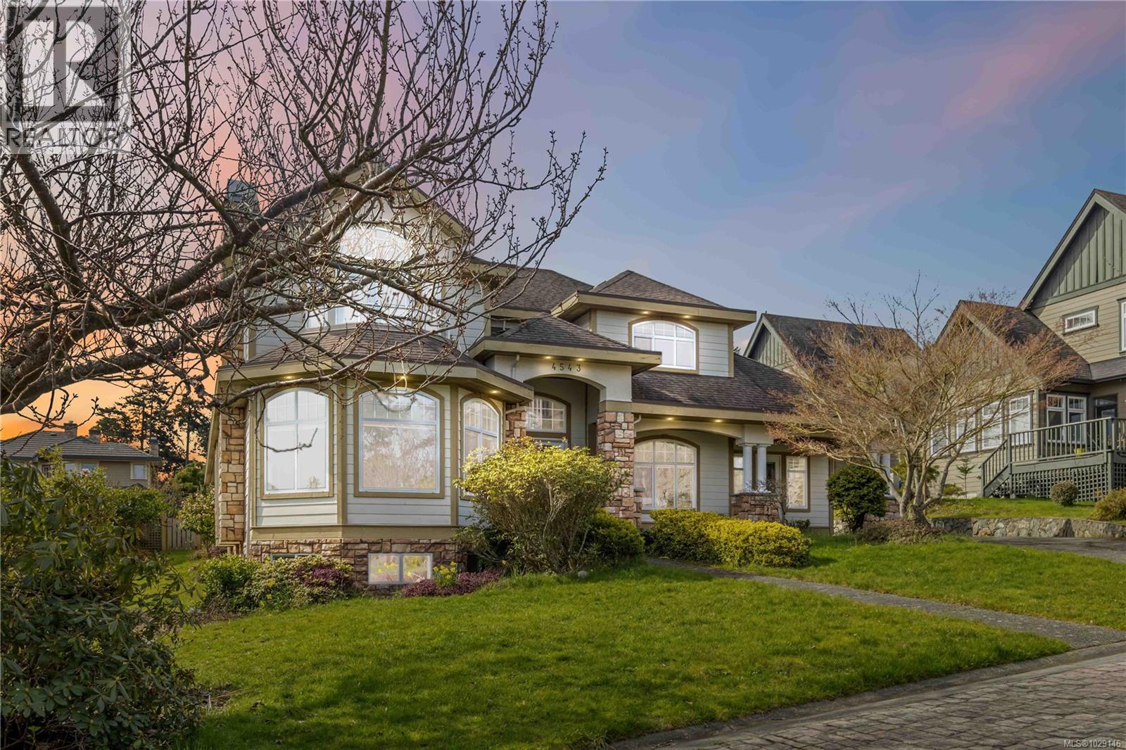  4543 Gordon Point Drive, Saanich