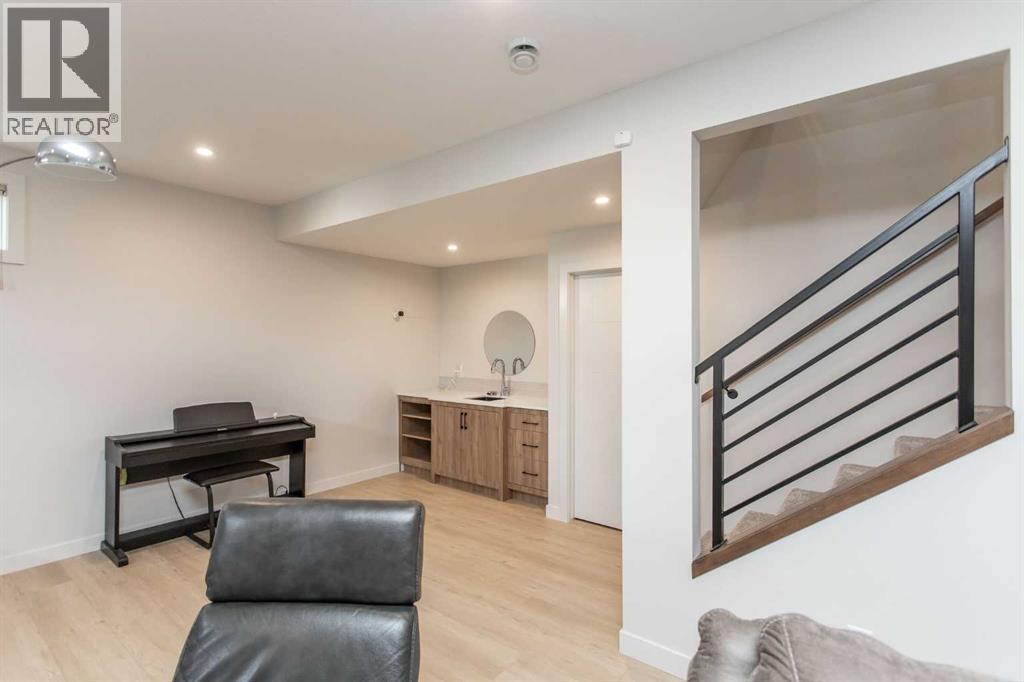 Single Family House Bungalow for Sale in  Emmett Crescent Evergreen Red Deer 