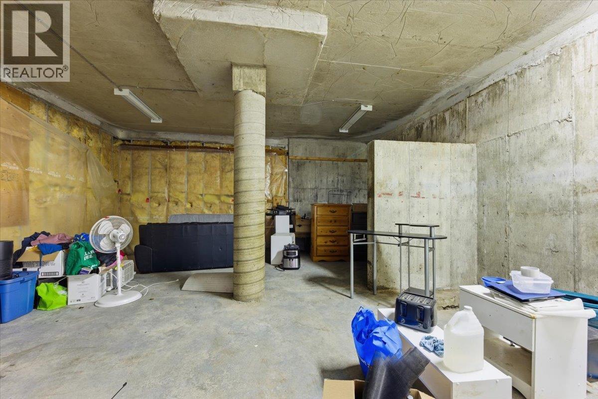 9515 KEITHLEY ROAD - 32