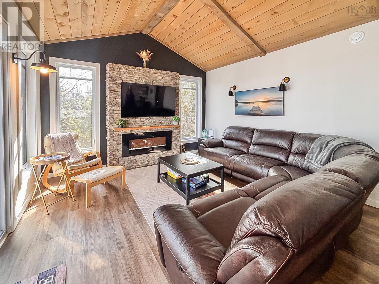 262 Harry Freeman Road