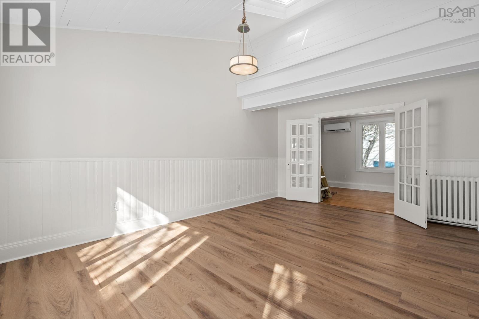 Property 9 of 44 of 19 Dumbarton Avenue