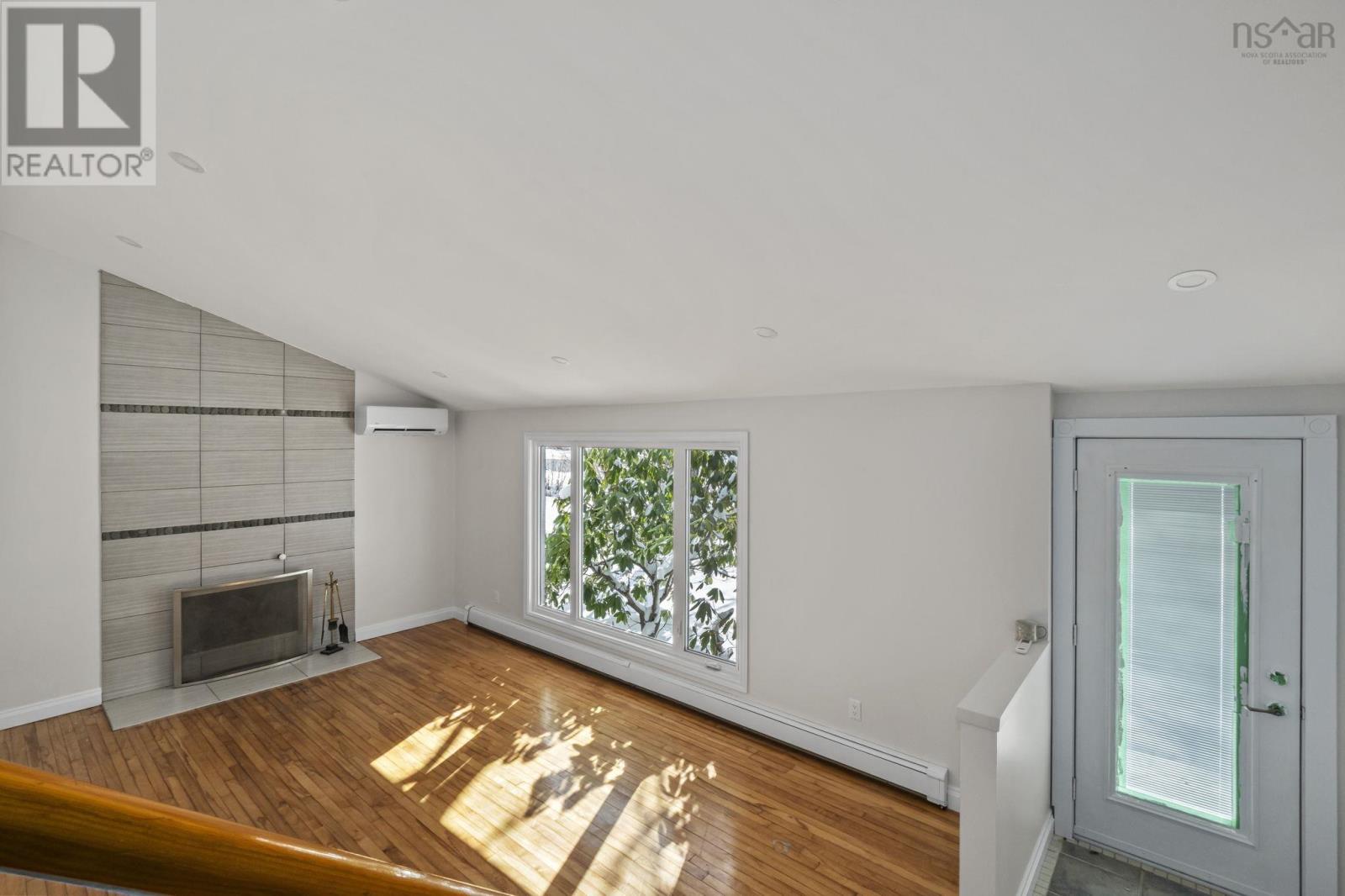 Property 14 of 44 of 19 Dumbarton Avenue