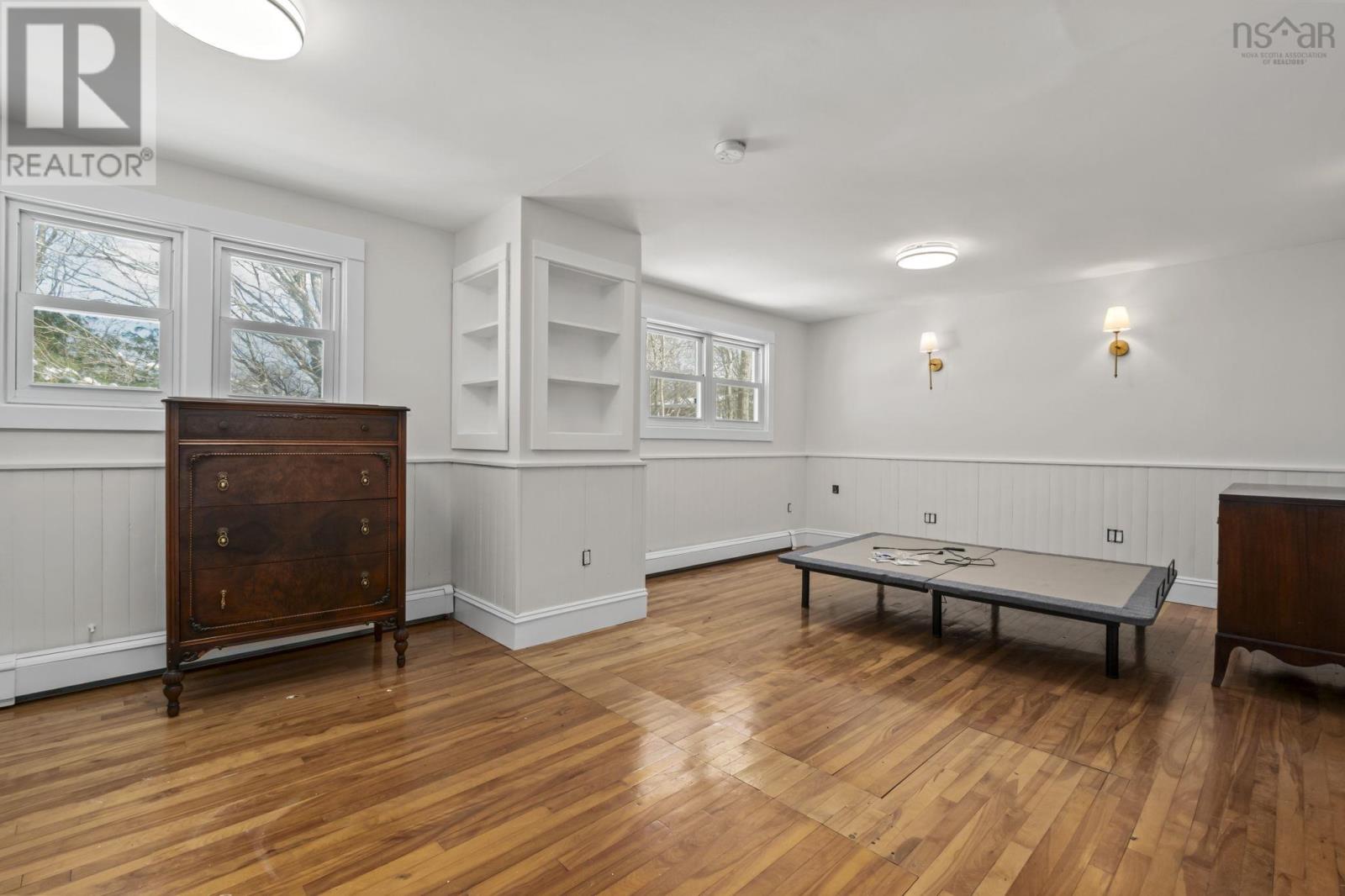 Property 2 of 44 of 19 Dumbarton Avenue