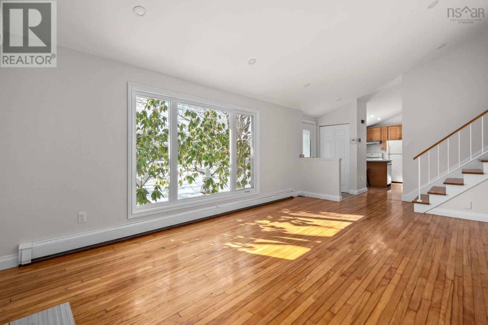 Property 15 of 44 of 19 Dumbarton Avenue