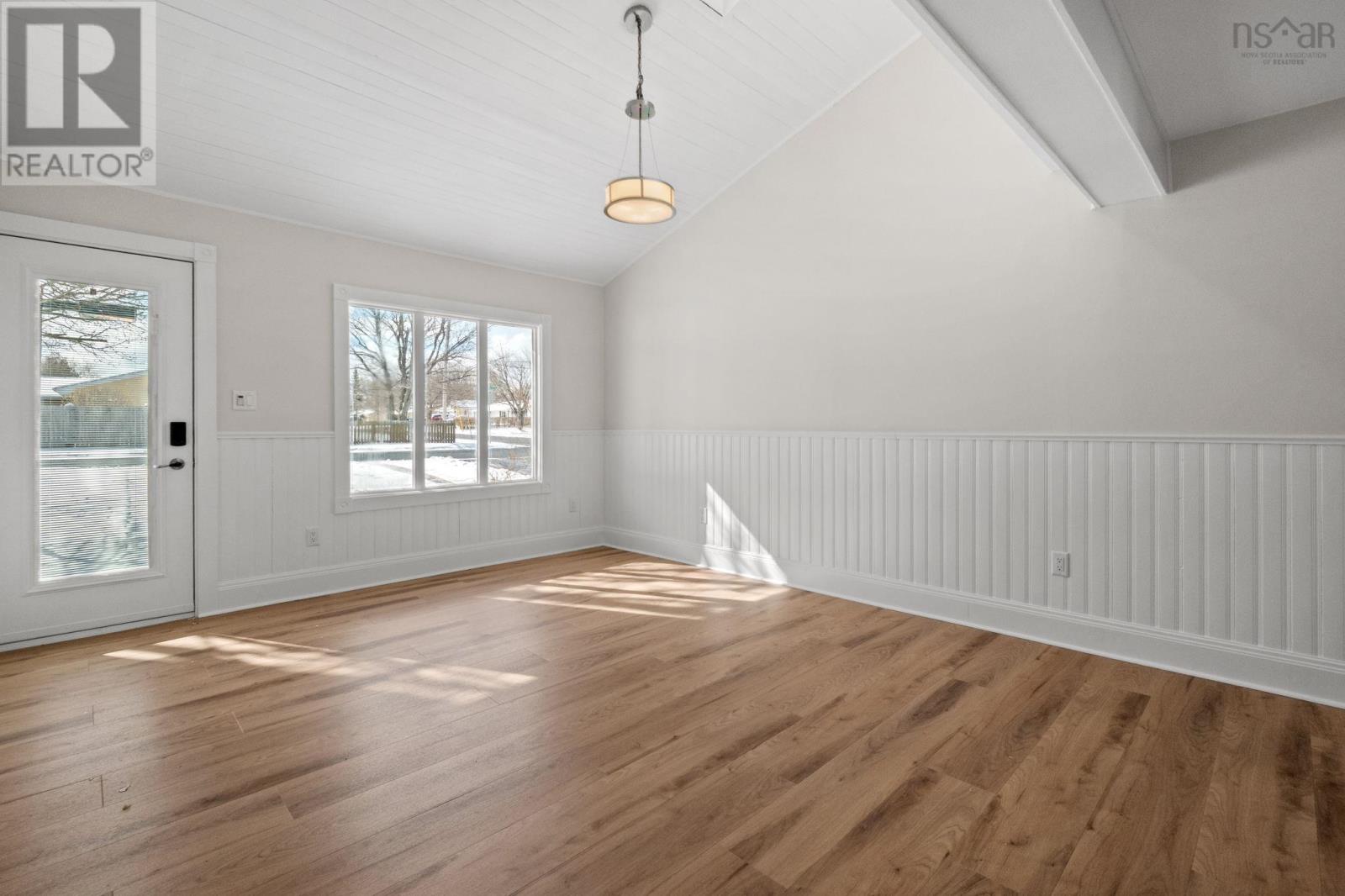 Property 29 of 44 of 19 Dumbarton Avenue