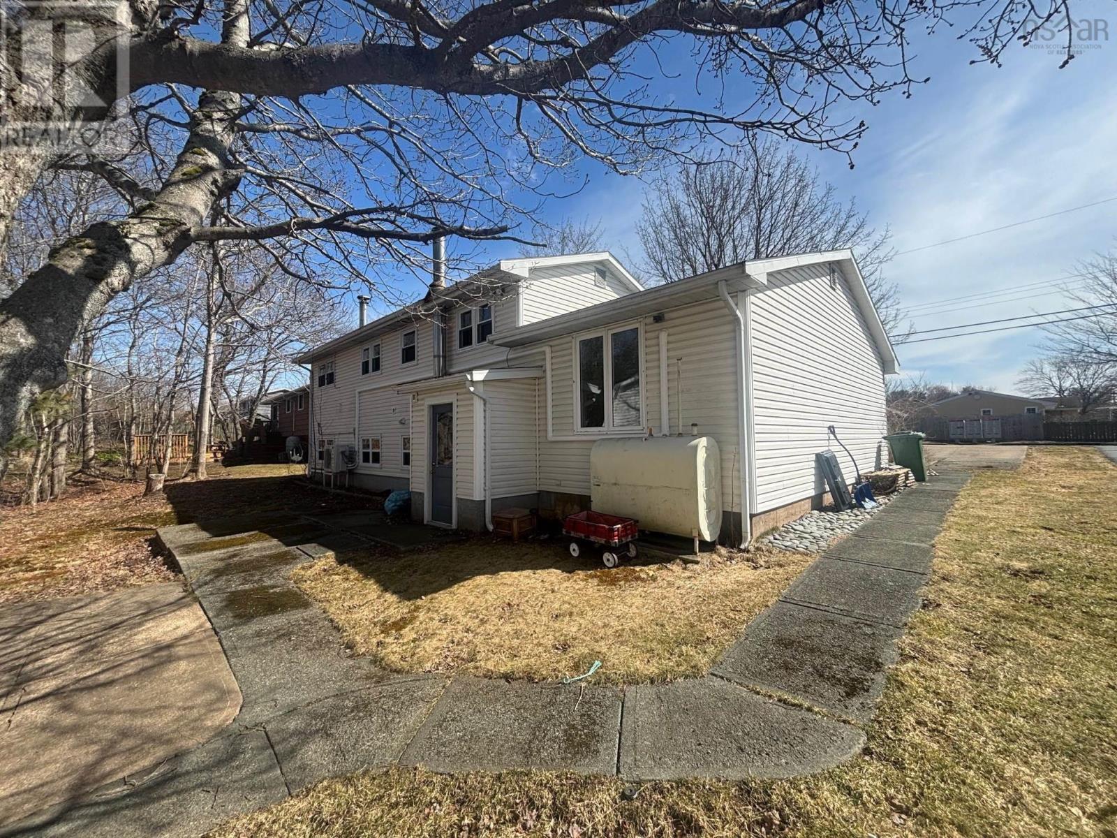 Property 33 of 44 of 19 Dumbarton Avenue