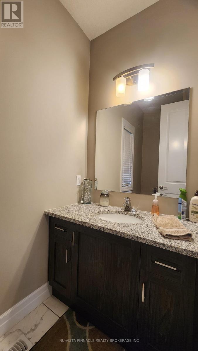 3074 TURNER CRESCENT - 16