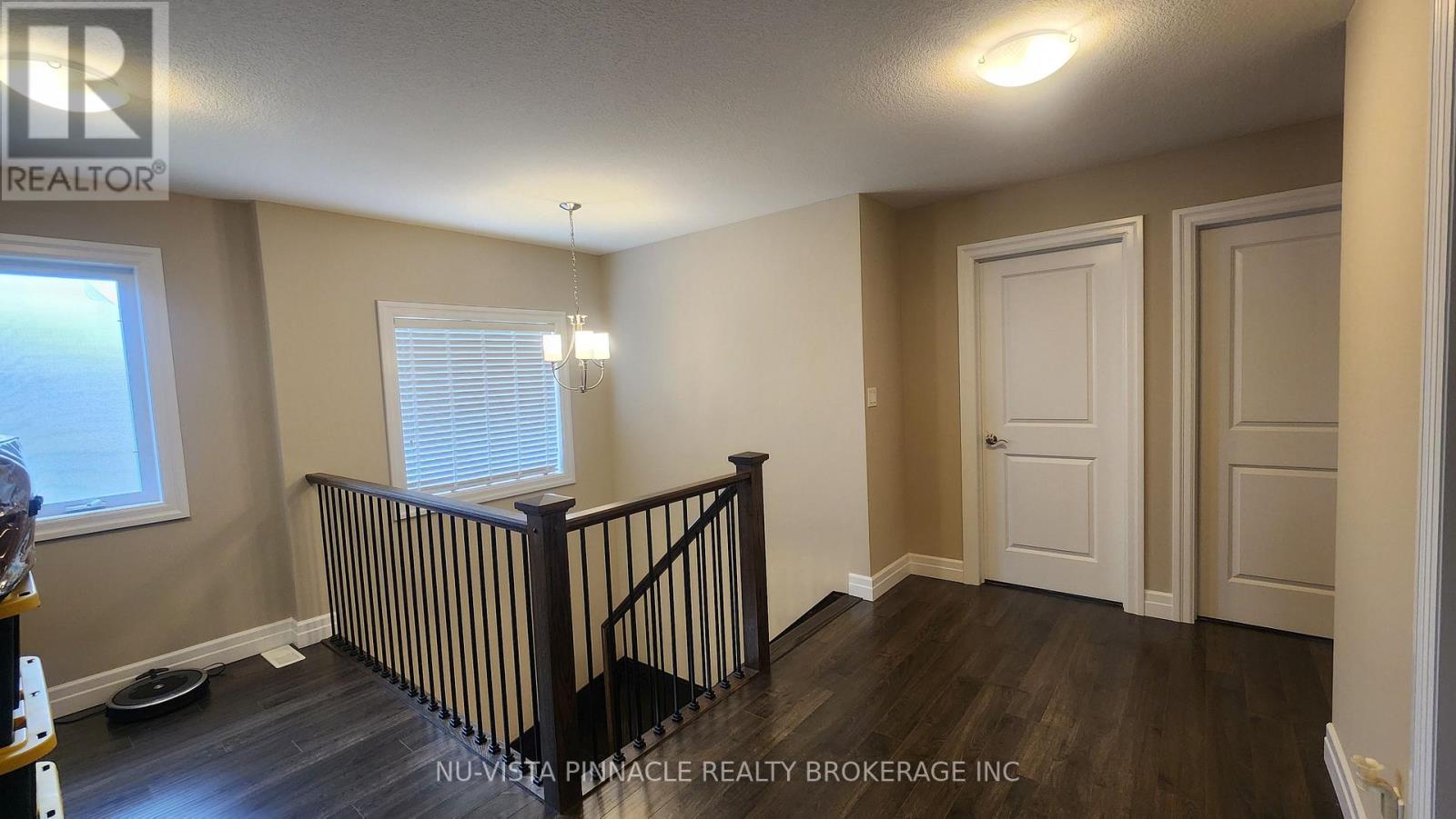 3074 TURNER CRESCENT - 19