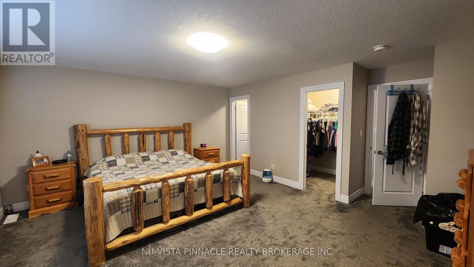 3074 TURNER CRESCENT - 31