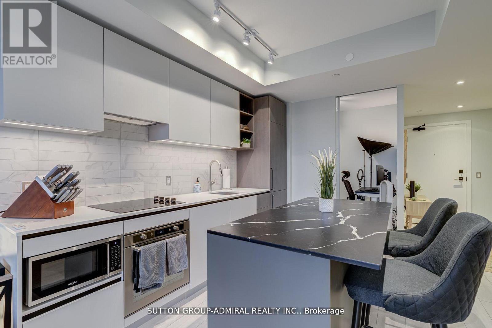 #2112 55 MERCER STREET - 11