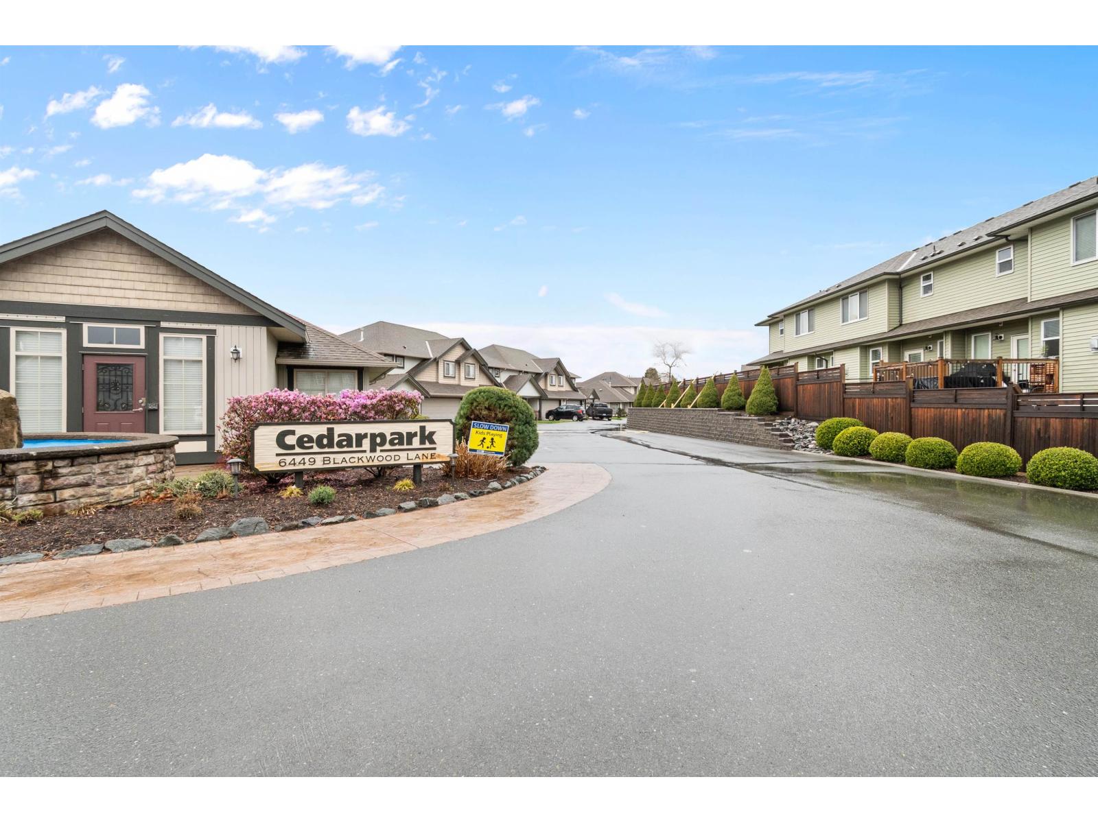 81 6449 BLACKWOOD Lane - photo 2