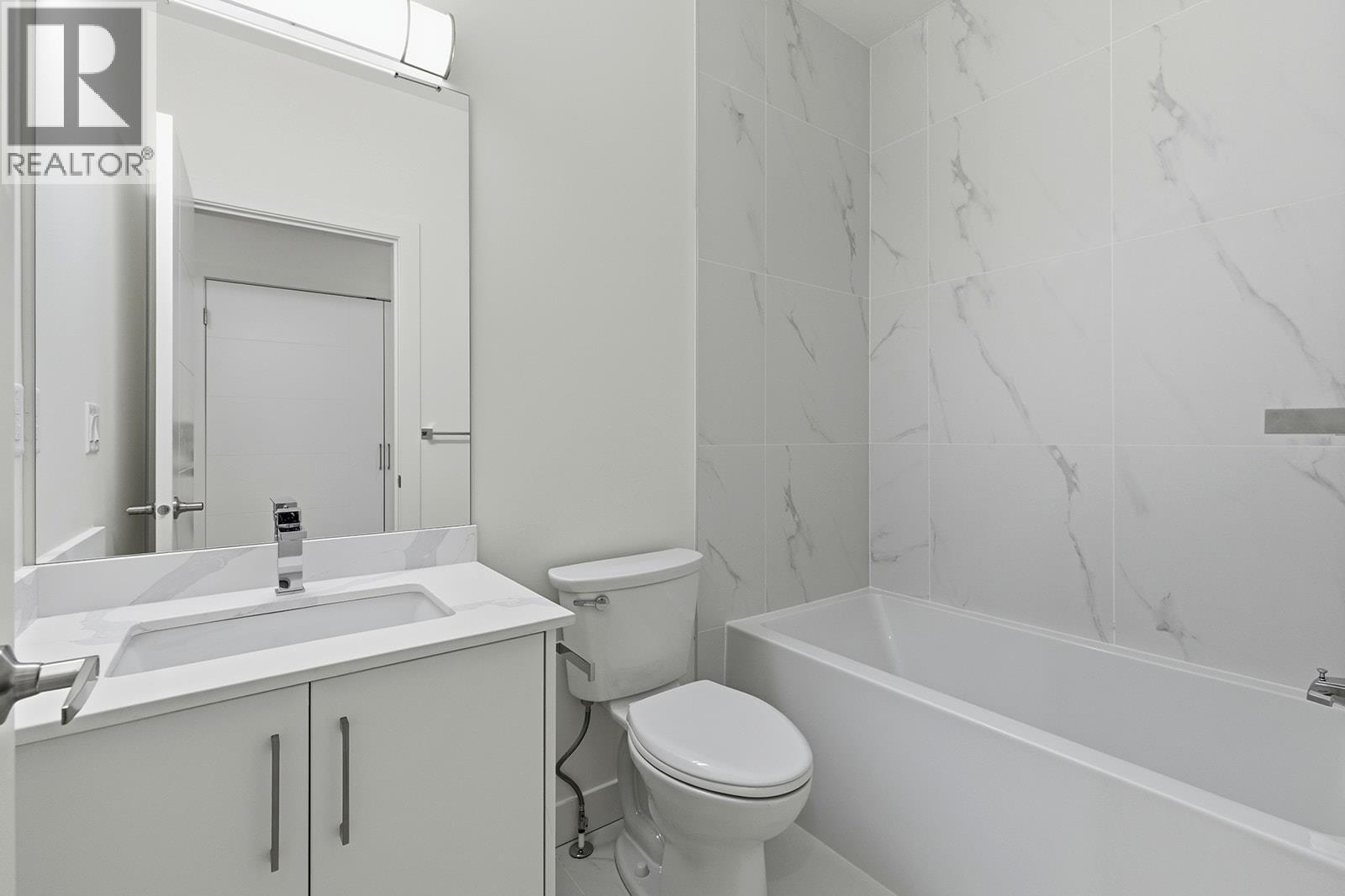 114 5300 Main Street, Kelowna