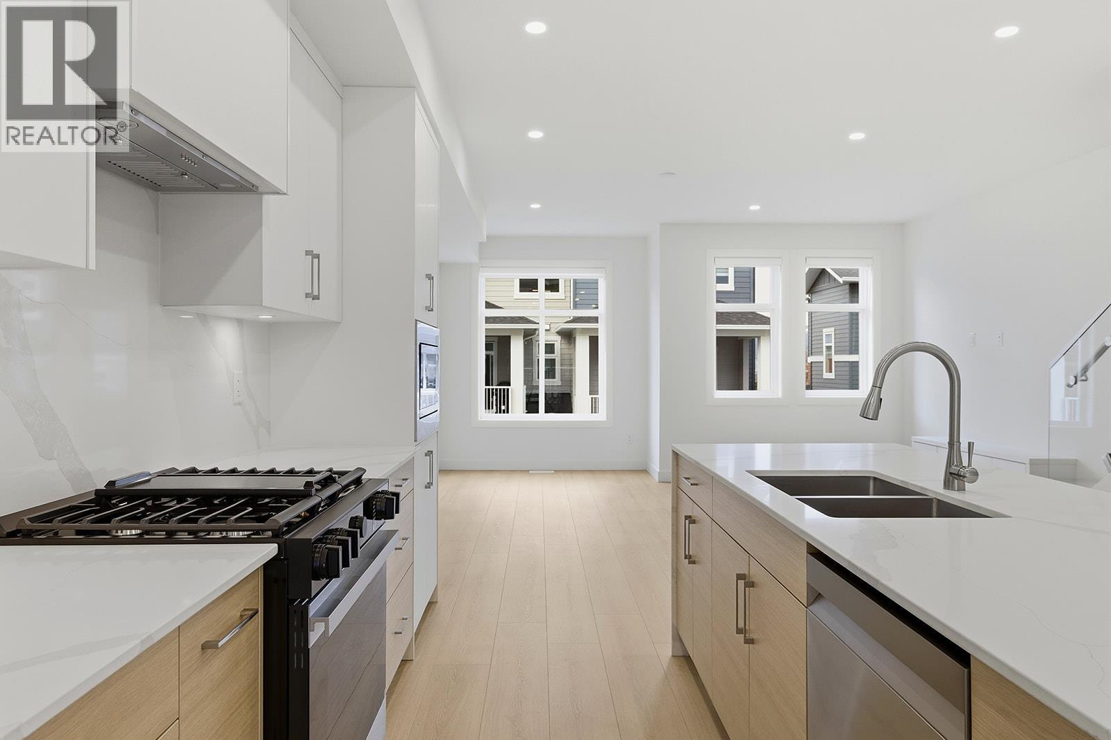 114 5300 Main Street, Kelowna