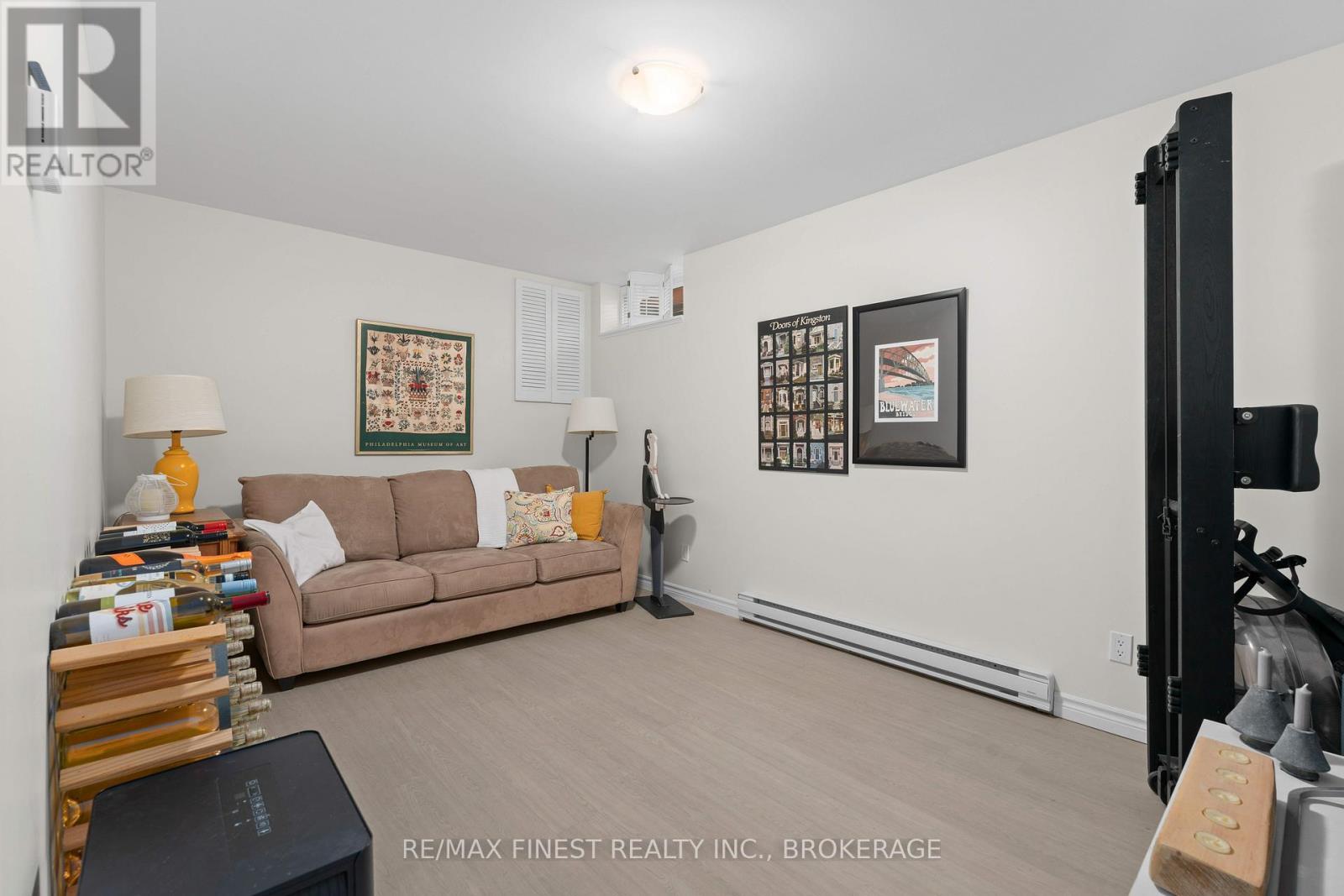 1 - 115 WRIGHT CRESCENT — photo 37