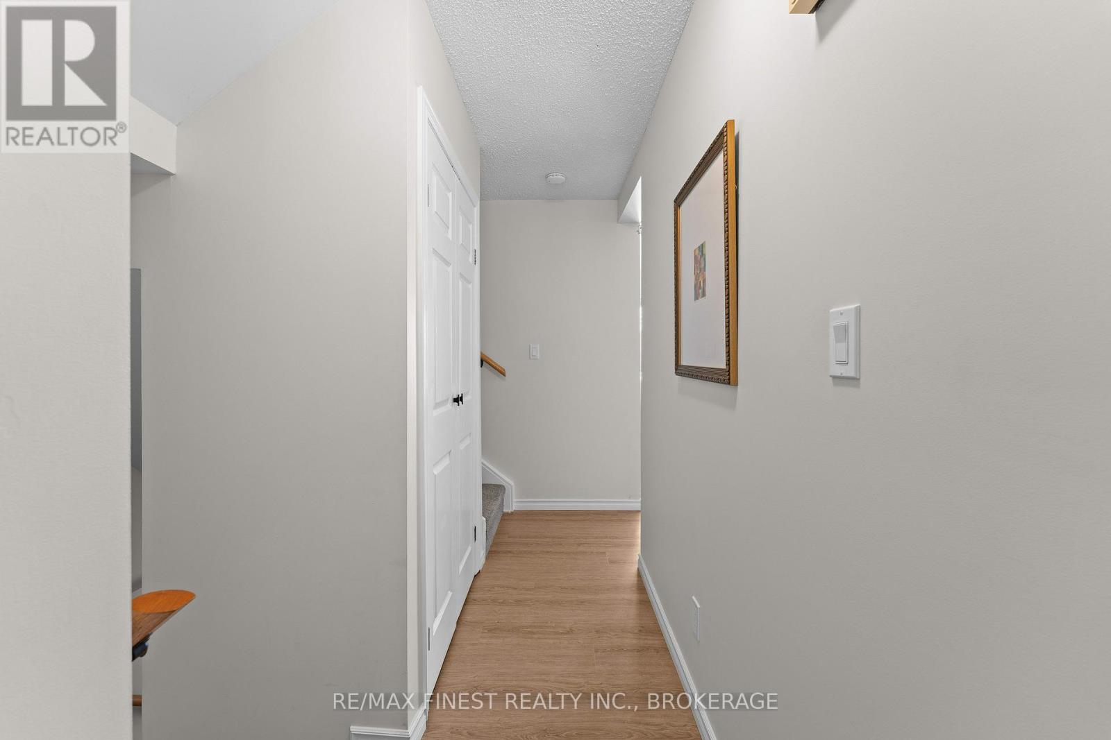 1 - 115 WRIGHT CRESCENT — photo 9