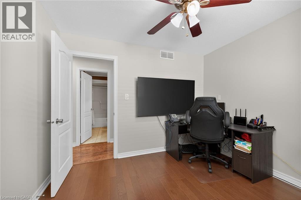 36 LONGVIEW Court - 29