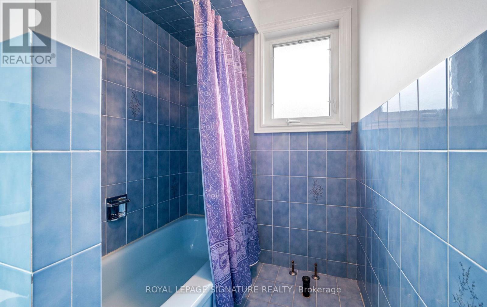 5 ACACIA AVENUE - 28
