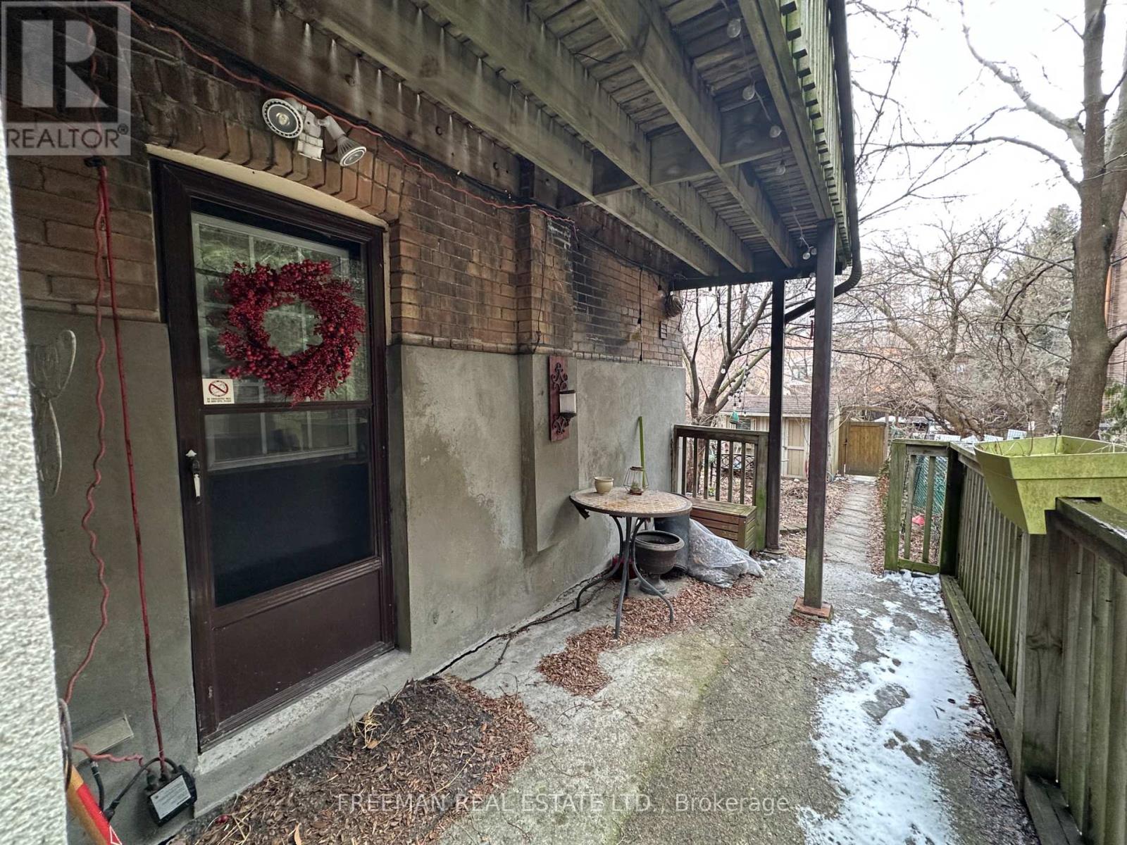 3 - 234 INDIAN GROVE