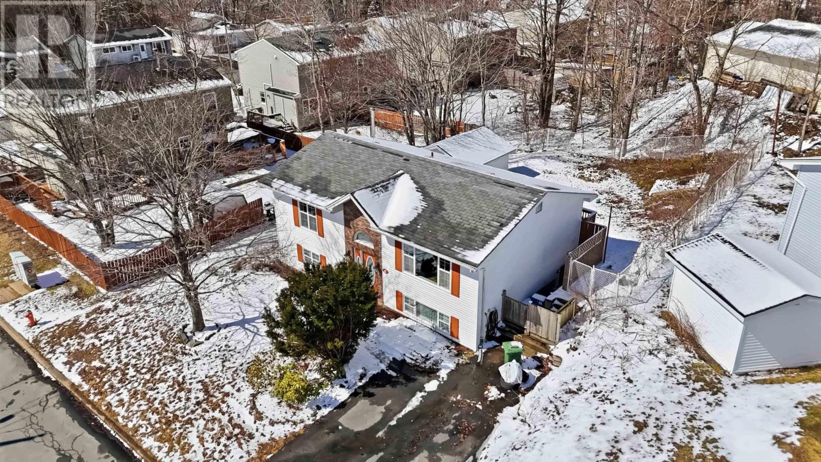 Property 29 of 48 of 6 Rothsay Court