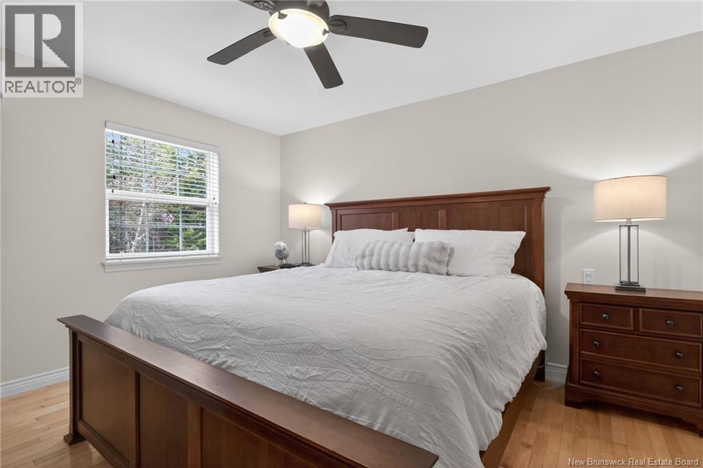 208 DAMIEN STREET - 20